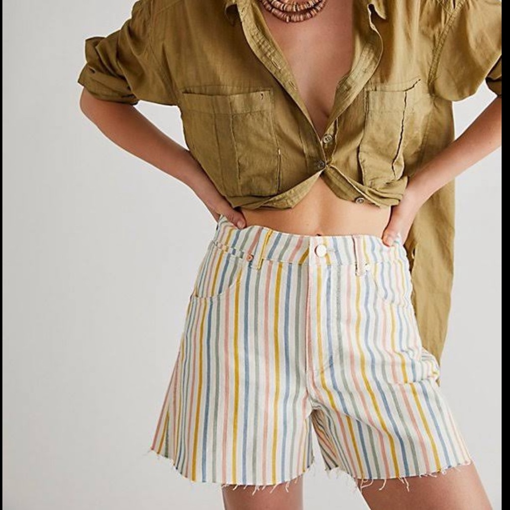 Wrangler A-Line Cutoff Stripe Shorts in Rainbow